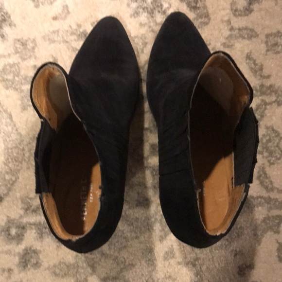 Kenneth Cole Black Booties - Picture 3 of 4